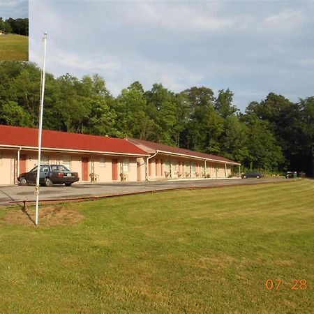 Motel 22 Mapleton Depot Хънтингдън Екстериор снимка