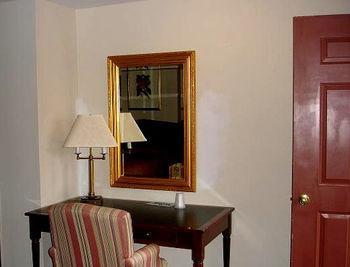 Motel 22 Mapleton Depot Хънтингдън Стая снимка