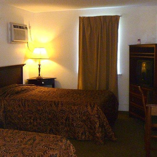 Motel 22 Mapleton Depot Хънтингдън Екстериор снимка
